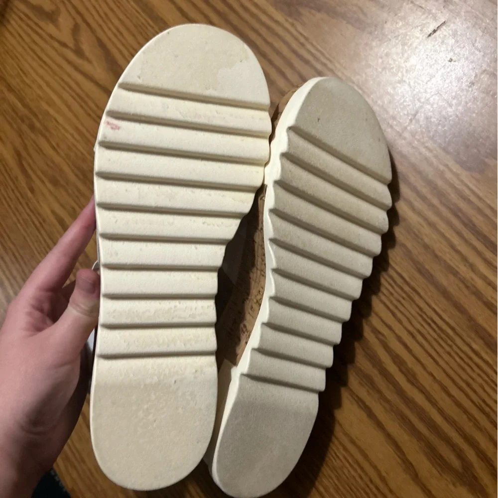 NEW Steve Madden Bandi Sandal Strap Wedge Platform White Size 8.5